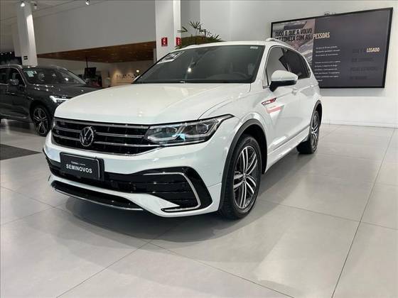 VOLKSWAGEN TIGUAN 2.0 300 TSI GASOLINA ALLSPACE R-LINE AUTOMÁTICO VOLKSWAGEN TIGUAN 2.0 300 TSI GASOLINA ALLSPACE R-LINE AUTOMÁTICO